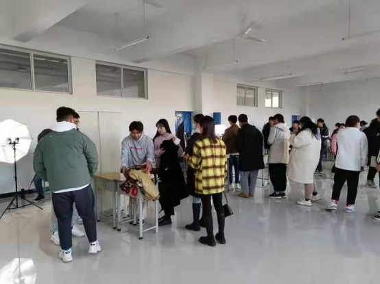 我院圓滿完成2022屆畢業(yè)生圖像信息采集工作(圖2)