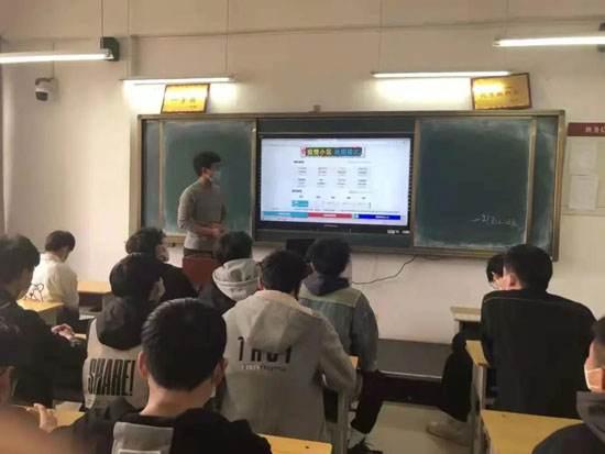疫情防護(hù) 時(shí)刻不忘22-03-31-1.jpg