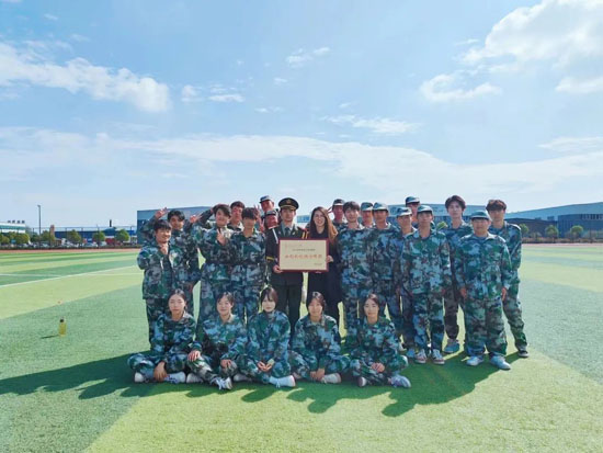 新生軍訓結束23-09-29-1.jpg