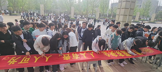 簽名1.jpg